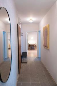 Katil atau katil-katil dalam bilik di Oslo: A modern furnished apartment with parking