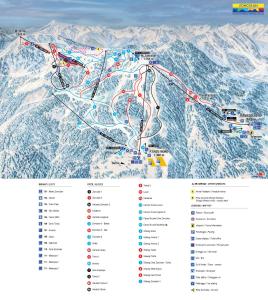 a map of a ski resort in the mountains at Casa vacanze Ravascletto in Ravascletto