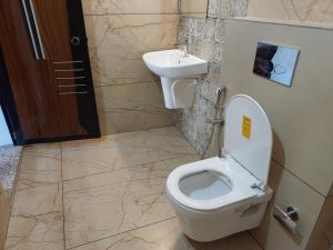 Marari Oceanscape tesisinde bir banyo