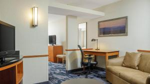 Televisor o centre d'entreteniment de Fairfield Inn & Suites by Marriott Paducah