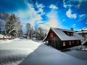 Traditional deer Cabin with Sauna pozimi