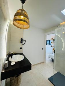 A bathroom at Lantia Rooftop House