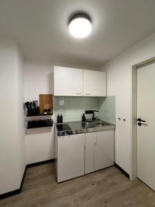 A kitchen or kitchenette at Studiowohnung 5 in Buxtehude