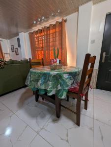 Seating area sa Comfy and Cozy Apartment