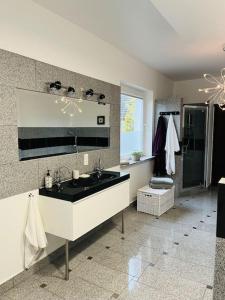 Mulberry House tesisinde bir banyo