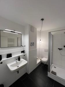 A bathroom at Studiowohnung 5 in Buxtehude