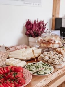 Comida en la pensión o alrededores