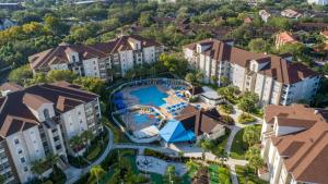 Hilton Vacation Club Grande Villas Orlando 내부 또는 인근 수영장