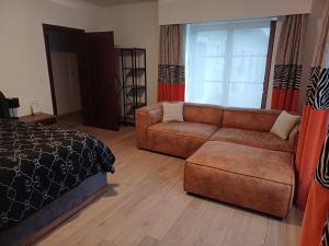 B&B Madoli tesisinde bir oturma alanı