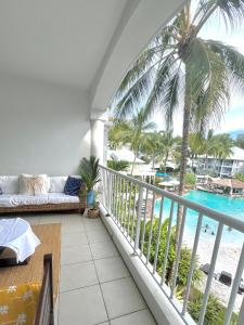 Piscina a Palm Cove Beach Club Penthouse o a prop