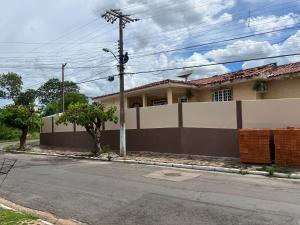 O edifício em que a casa de hóspedes se localiza