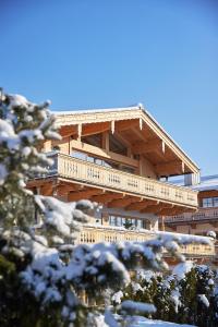 Tennerhof Luxury Chalets durante el invierno