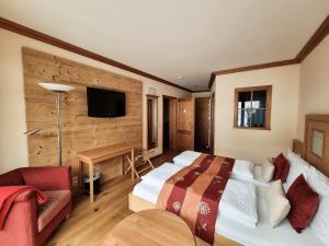 Kama o mga kama sa kuwarto sa Landhaus Talblick- Boutique B&B-Pension-Gästehaus