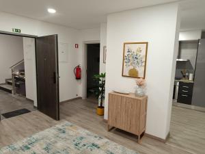 Кухня або міні-кухня у Garden House Fundão - Apartamento 201 com 2 quartos com vista jardim