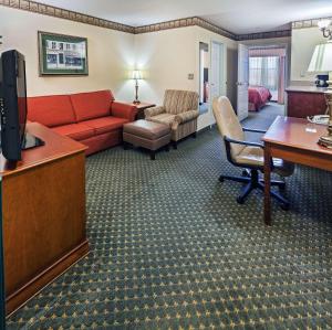 Predel za sedenje v nastanitvi Country Inn & Suites by Radisson, Amarillo I-40 West, TX