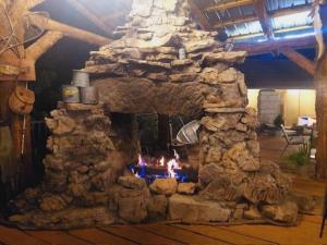 Bilde i galleriet til Stonegate Lodge - Pool & Firepits Room #208 i Eureka Springs