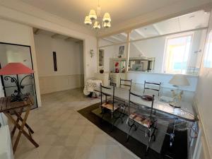 Una cocina o kitchenette en Appartement Impasse Davin Ajaccio