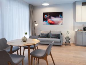 Prostor za sedenje u objektu Holistic Skin & Wellness SPA Apartments