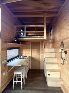 Nhà bếp/bếp nhỏ tại POP Tiny House Mátra