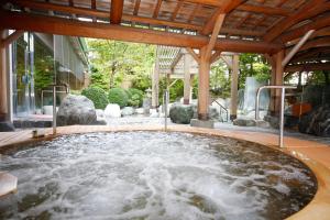 Снимка в галерията на Hida Takayama Onsen Takayama Green Hotel в Такаяма