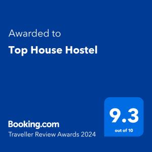 Top House Hostel في أبوظبي: لقطةٌ شاشة لhousekeeper في البيت العلوي مع النص الممنوح إلى البيت العلوي