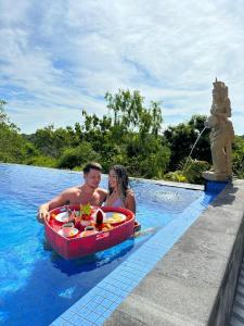 A piscina localizada em Innora Jungle Resort And Spa ou nos arredores