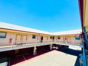 - Vistas al balcón de un motel en Comfort Inn & Suites City Views, en Ballarat