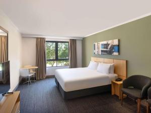 TV/trung tâm giải trí tại Mercure Sydney Macquarie Park