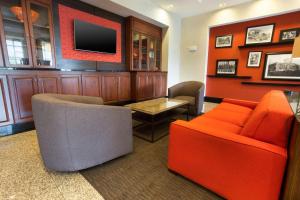 Istumisnurk majutusasutuses Drury Inn & Suites Dayton North