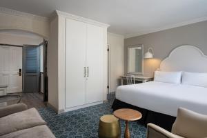 Krevet ili kreveti u jedinici u okviru objekta Protea Hotel by Marriott Cape Town Mowbray