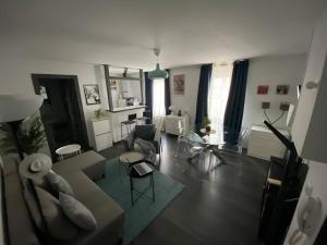 Posezení v ubytování Appartement privé 2 pièces 42m proche centre