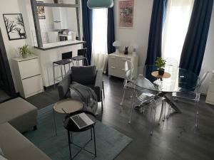 Kuchyň nebo kuchyňský kout v ubytování Appartement privé 2 pièces 42m proche centre