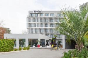 Byggnaden som hotellet ligger i