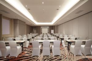 Zona de negocis o sala de conferències de HARRIS Hotel & Convention Cibinong City Mall Bogor