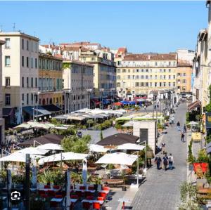 Splošen razgled na mesto Marseille oz. razgled na mesto, ki ga ponuja hotel