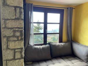 พื้นที่นั่งเล่นของ Delphi Gorge-view Chalet, Arachova