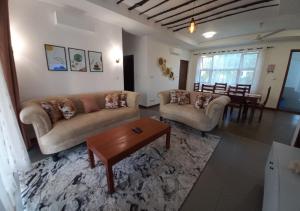 Haradali Suites 2 Bedroom Beach Apartment - Sultan Palace Beach Resort 휴식 공간