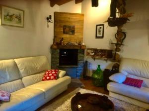 O zonă de relaxare la Magnificent spacious 4 bedroom mountain chalet with spa