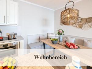 Una cocina o kitchenette en Premium Ferienwohnung mit Meerblick