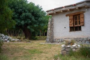 A garden outside El Cerco del Trigo