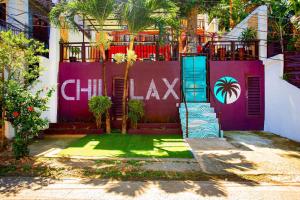 Градина пред Chillax Boracay