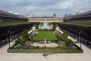 Un jardín fuera de Hotel Windsor