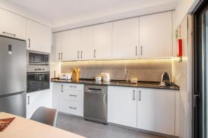 Una cocina o kitchenette en Apartamento Beira Mar - 2º Esquerdo