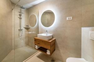 Nono Ban Hotel & Villa tesisinde bir banyo