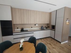 Eldhús eða eldhúskrókur á Apartament,,Nuta''