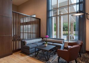 พื้นที่นั่งเล่นของ Hyatt Place Austin Lake Travis/Four Points