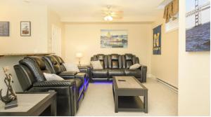 Oleskelutila majoituspaikassa Bay Ridge unit by Downtown Annapolis and Quiet Waters Park