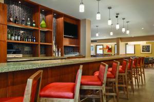 Ο χώρος του lounge ή του μπαρ στο Hyatt Place San Jose, Downtown