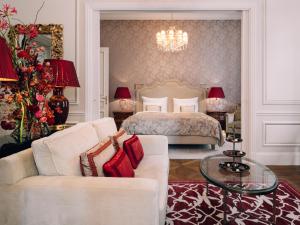 Khu vực ghế ngồi tại Hotel Sacher Wien