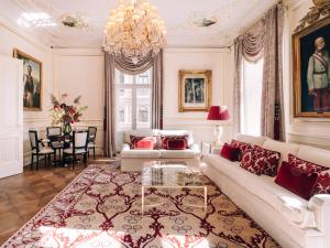 Khu vực ghế ngồi tại Hotel Sacher Wien